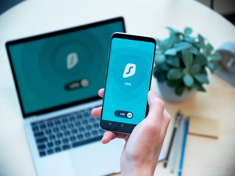Public WiFi Security Tips: Always Use a VPN and Anti-Malware